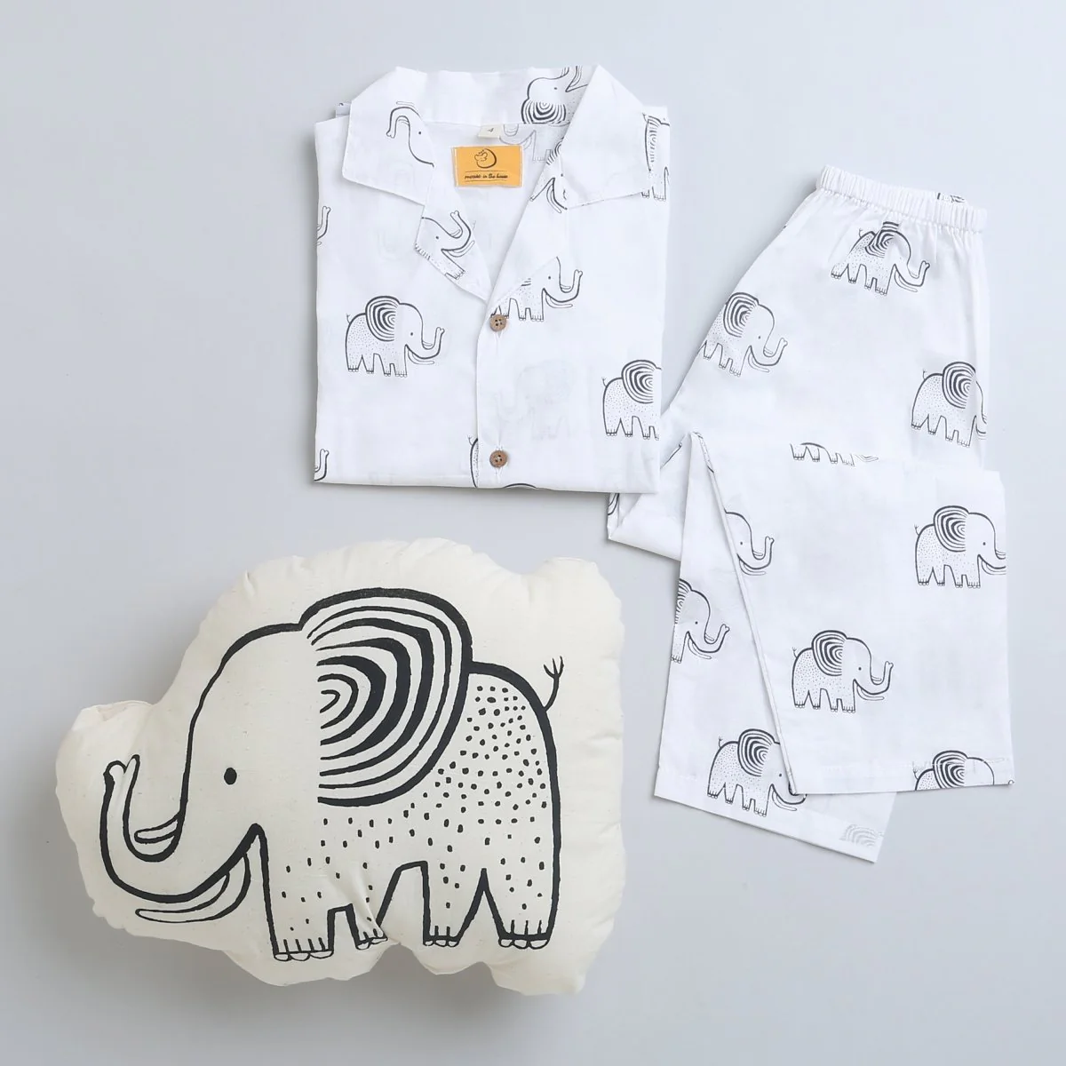 A Stomping Elephant- Unisex Kids Cotton Nightwear - Image 3