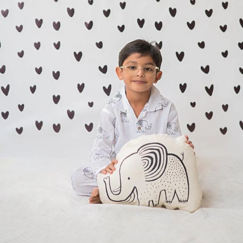 A Stomping Elephant- Unisex Kids Cotton Nightwear - Image 4