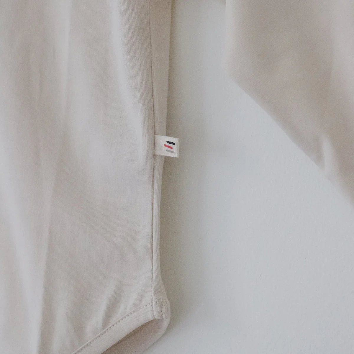 All Season Tee- 100% Organic Cotton T-shirt - Image 4