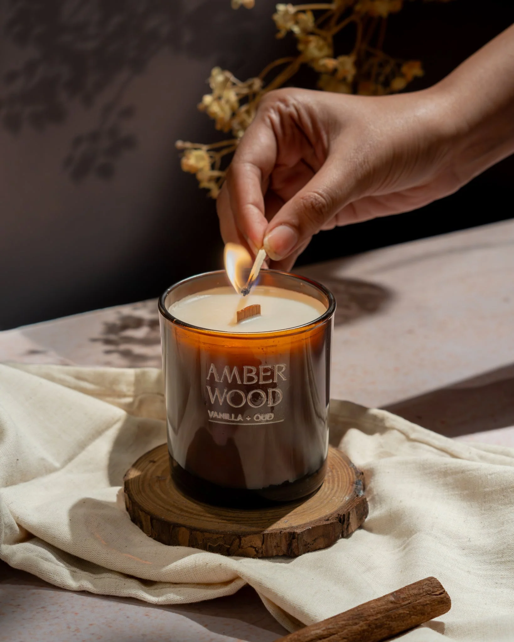 Amber Wood Soy Wax Candle | Warm, Earthy Fragrance - Image 2