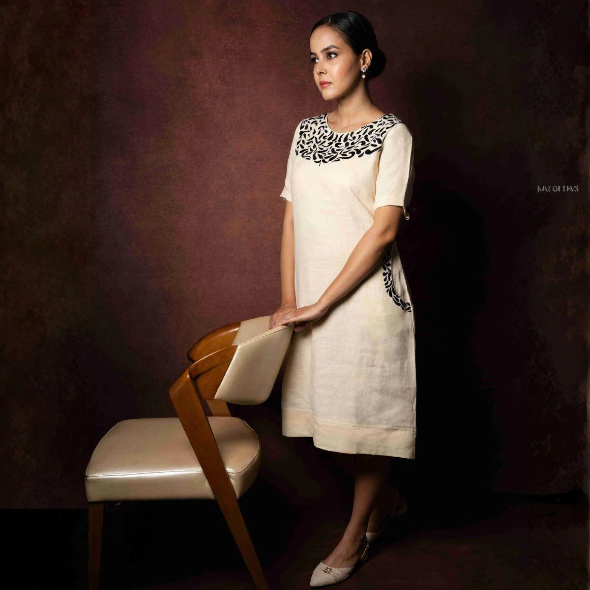 Aruja Cream Handloom Linen Dress with Black Embroidery - Image 4