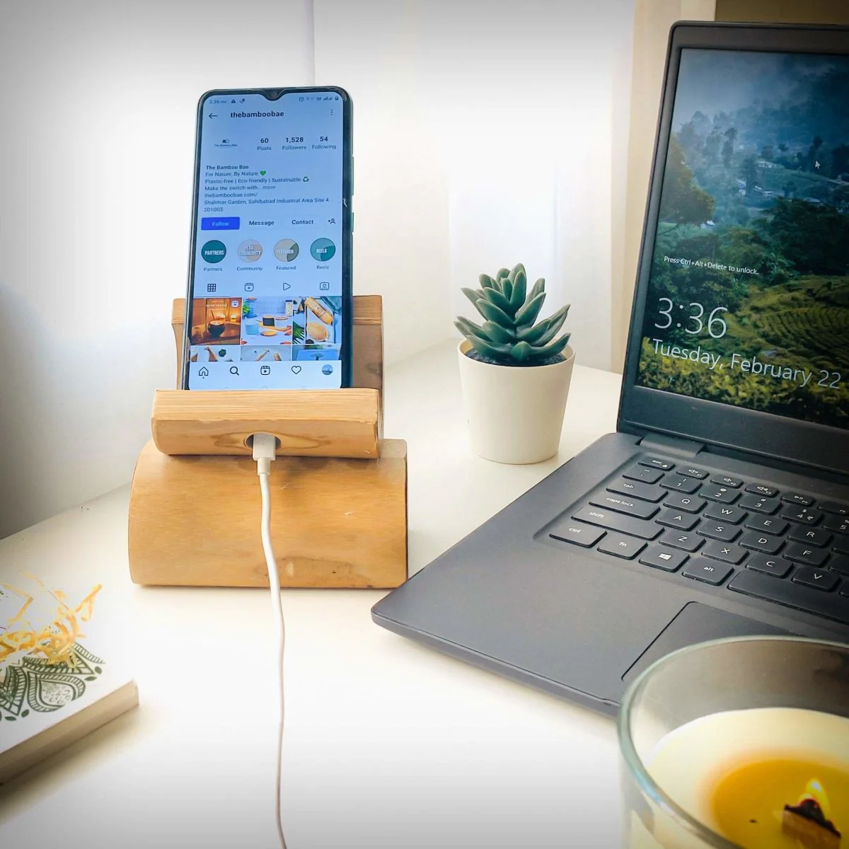 Bamboo Mobile Holder | Charging Dock | Ideal Corporate Gift - Image 3