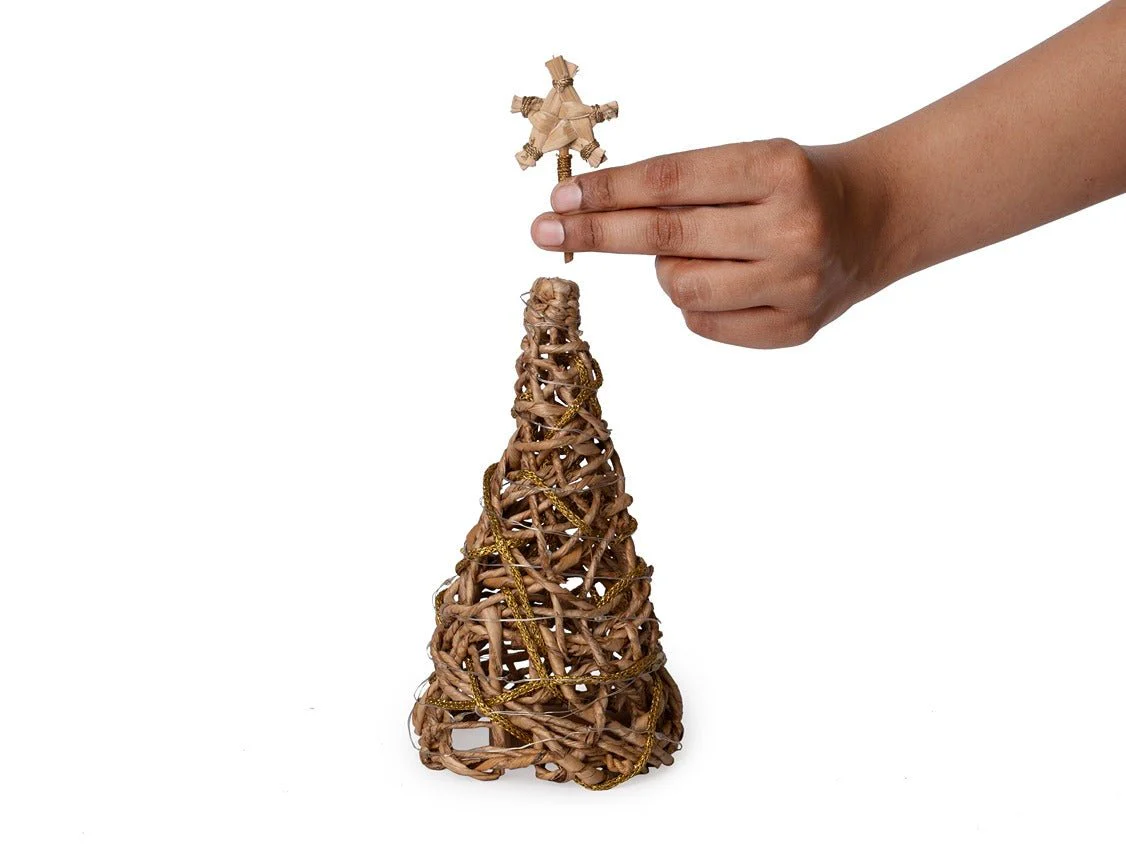 Banana Rope Star Top Christmas Tree – Handcrafted Eco-Friendly Festive - Image 7
