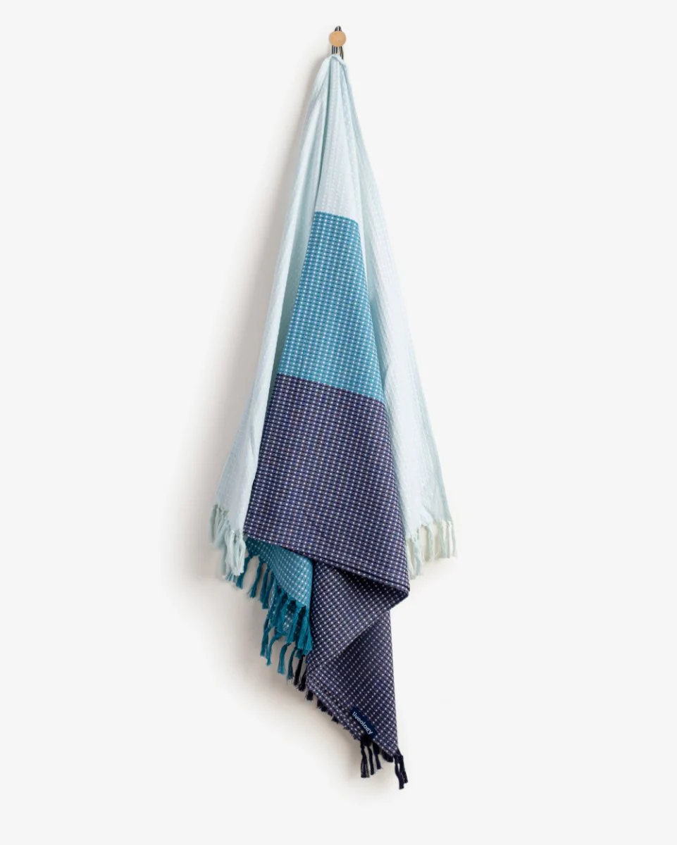 Bamboo & Cotton Blend Woven Beach Towel | Blue Harbour - Image 4