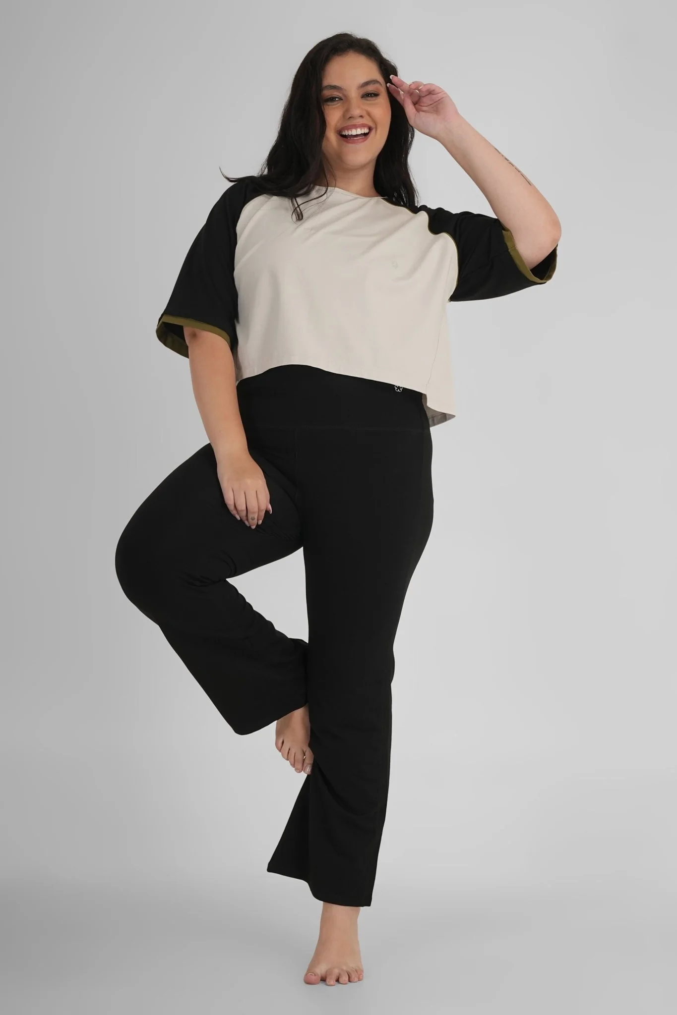 Boxy Fit After Workout T-shirt – Breathable & Relaxed Yoga Wear - Image 10