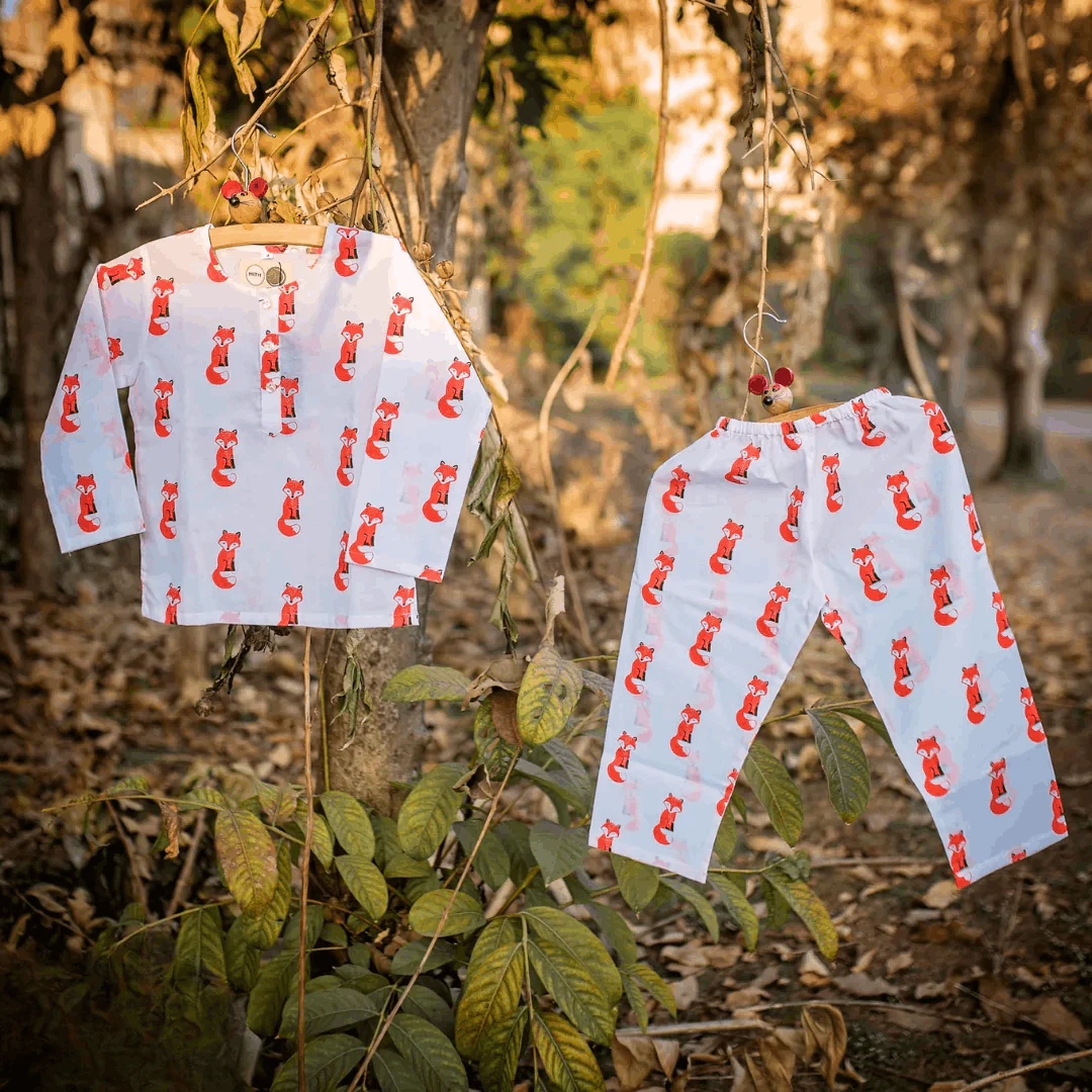 Bushy Fox- Unisex Kids Cotton Nightwear - Image 4