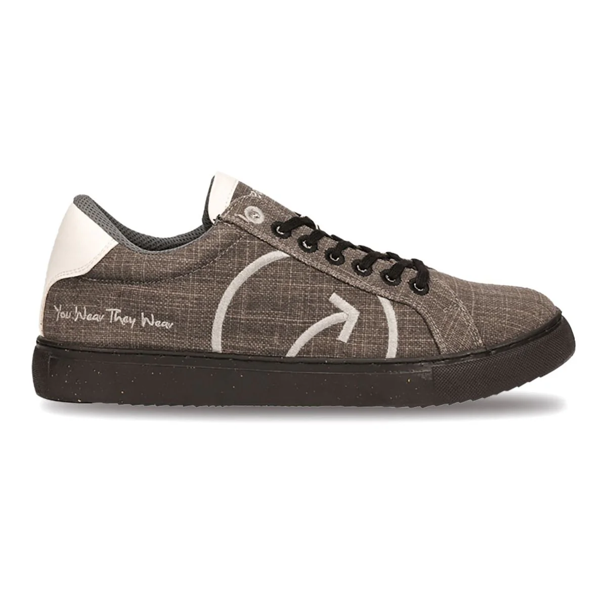 Carbon Strike 2.0 Unisex Performance Shoes - Image 2