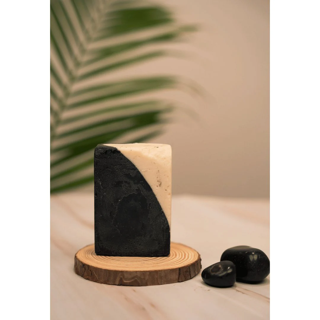 Charcoal Shea Bar- 110g