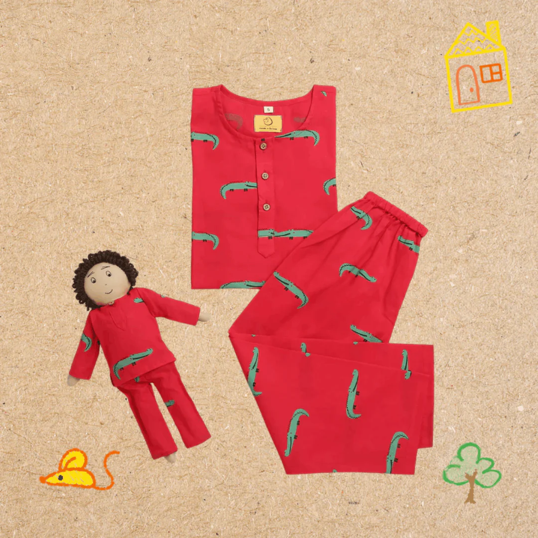Christmas Crocodile- Unisex Kids Cotton Nightwear - Image 4