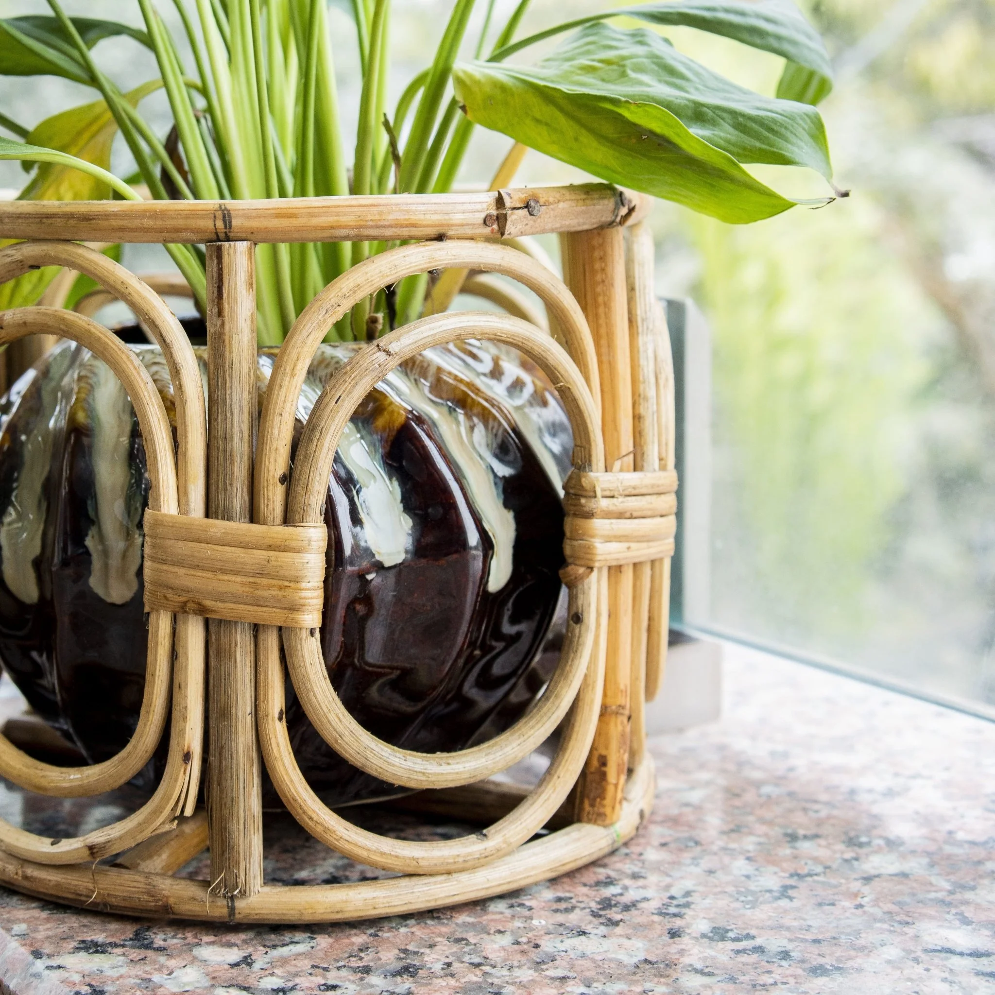 Classic Rattan Planter Pot – Handmade & Decorative - Image 2