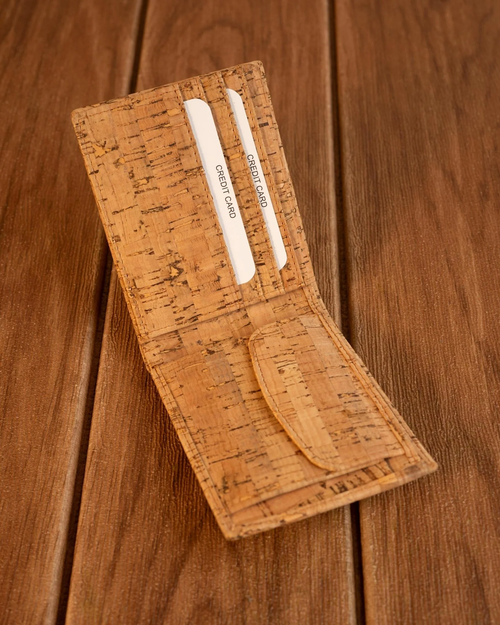 Classy Vegan Cork Wallet | Eco-Friendly Sustainable Wallet - Image 3