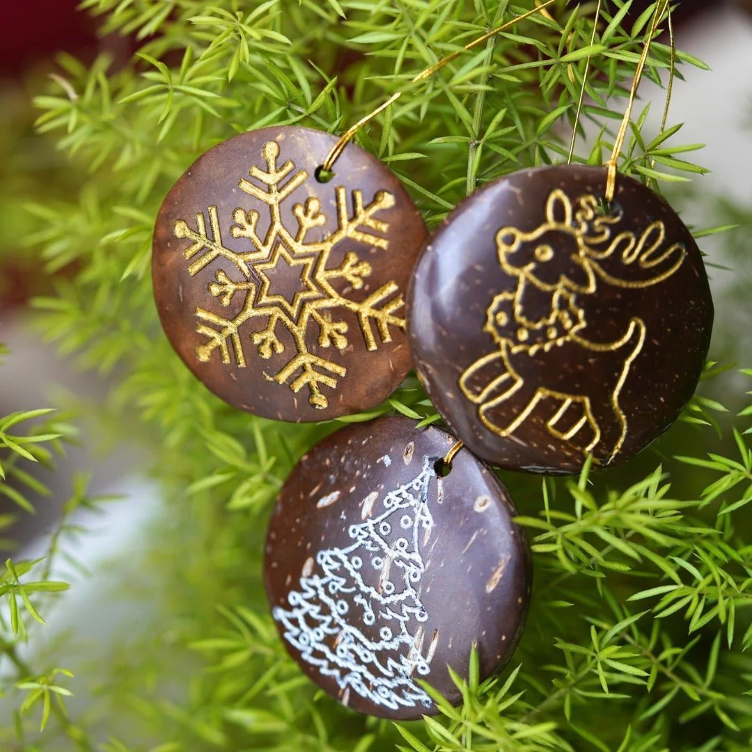 Coconut Shell Christmas Hanging Decorations - Set of 6 - Image 7