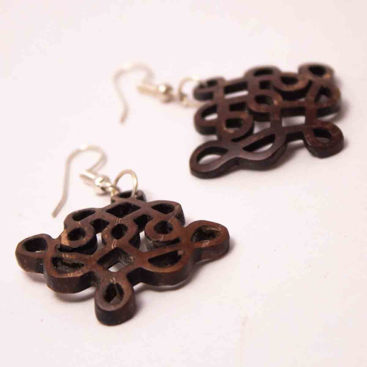 Coconut shell Kolam Design Earrings - Image 4