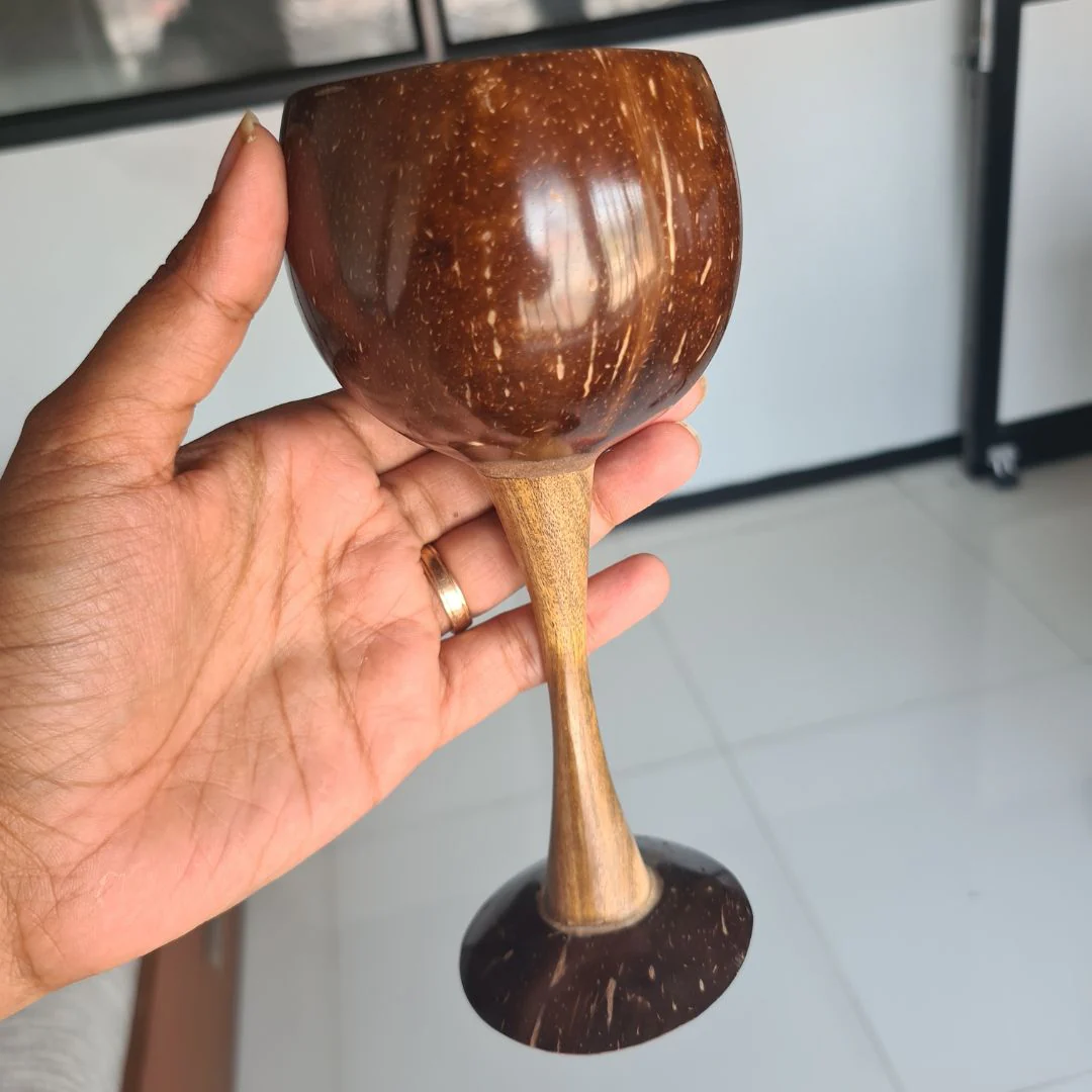 Coconut Shell & Wooden Wine Glasses | Red Wine Glasses (Set of 2) - Image 4