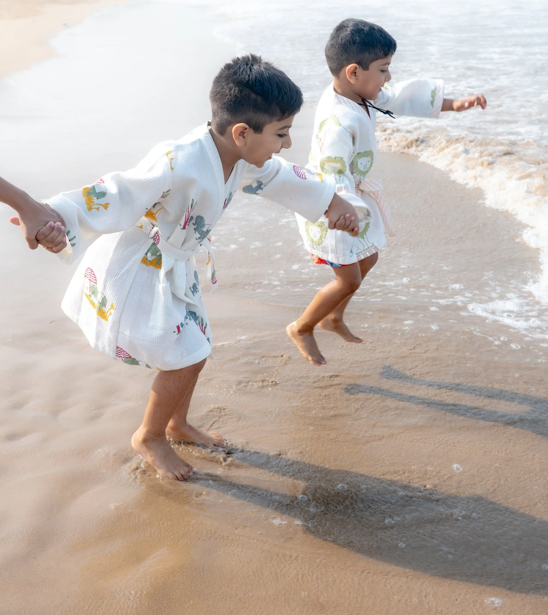 Pure Cotton Waffle Fabric Robe for Kids – Elle Design, Earthy Tone - Image 3