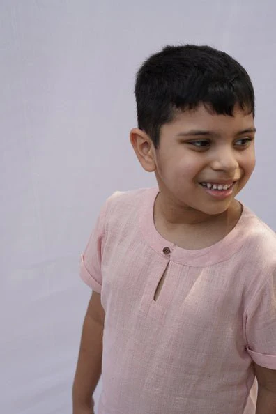 Dilbar Unisex Kurta Top I Pink Hand-Spun Cotton Top - Image 2