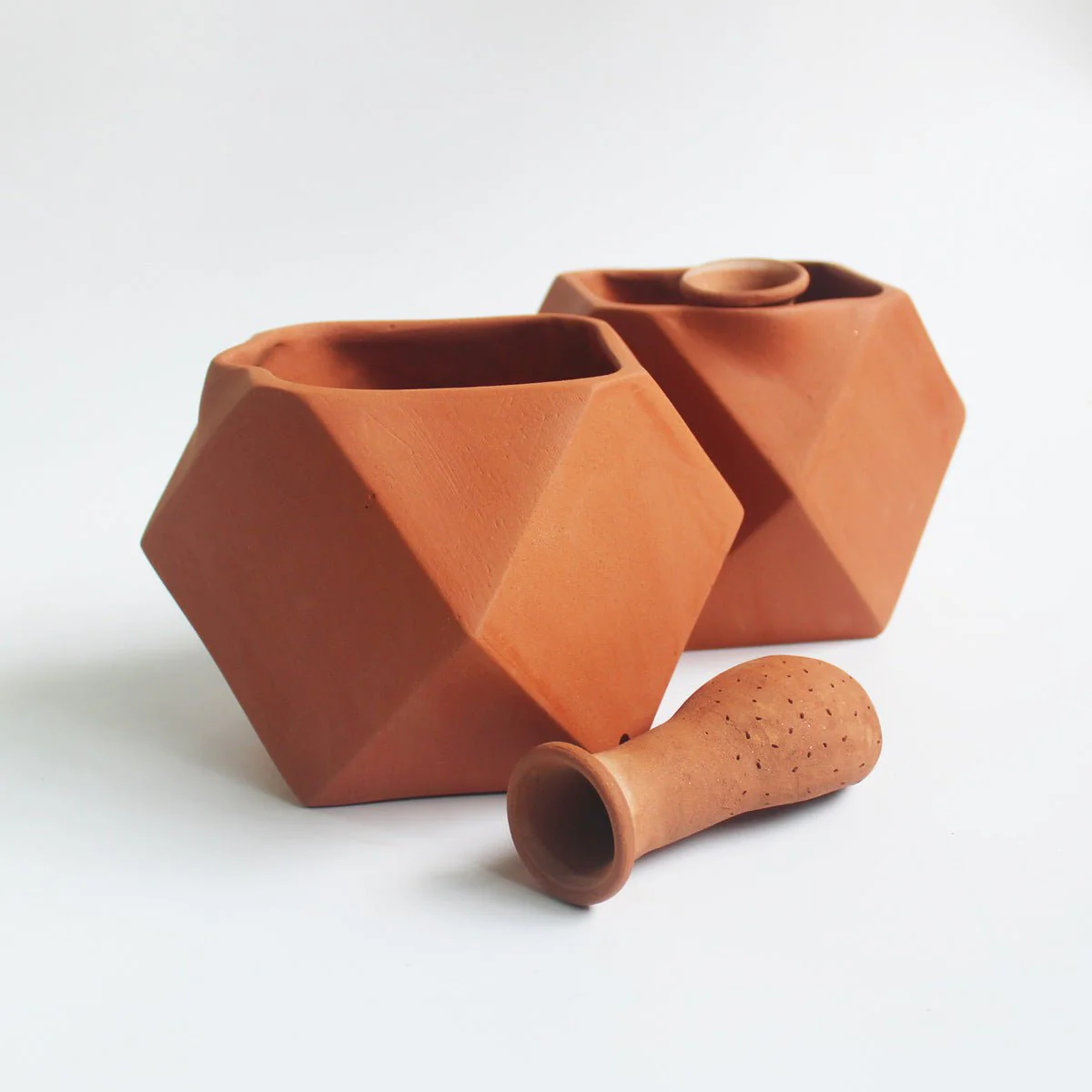 D'MOND-1 Terracotta Planter with Deep Root Watering System- Set of 2 - Image 3