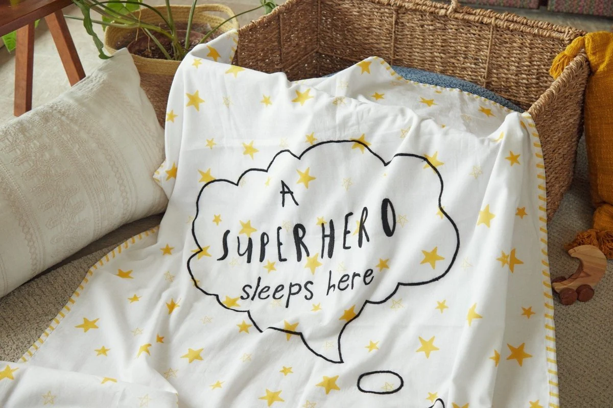 Dohar - Superbaby Flies Over Town- Emroidered - Image 14