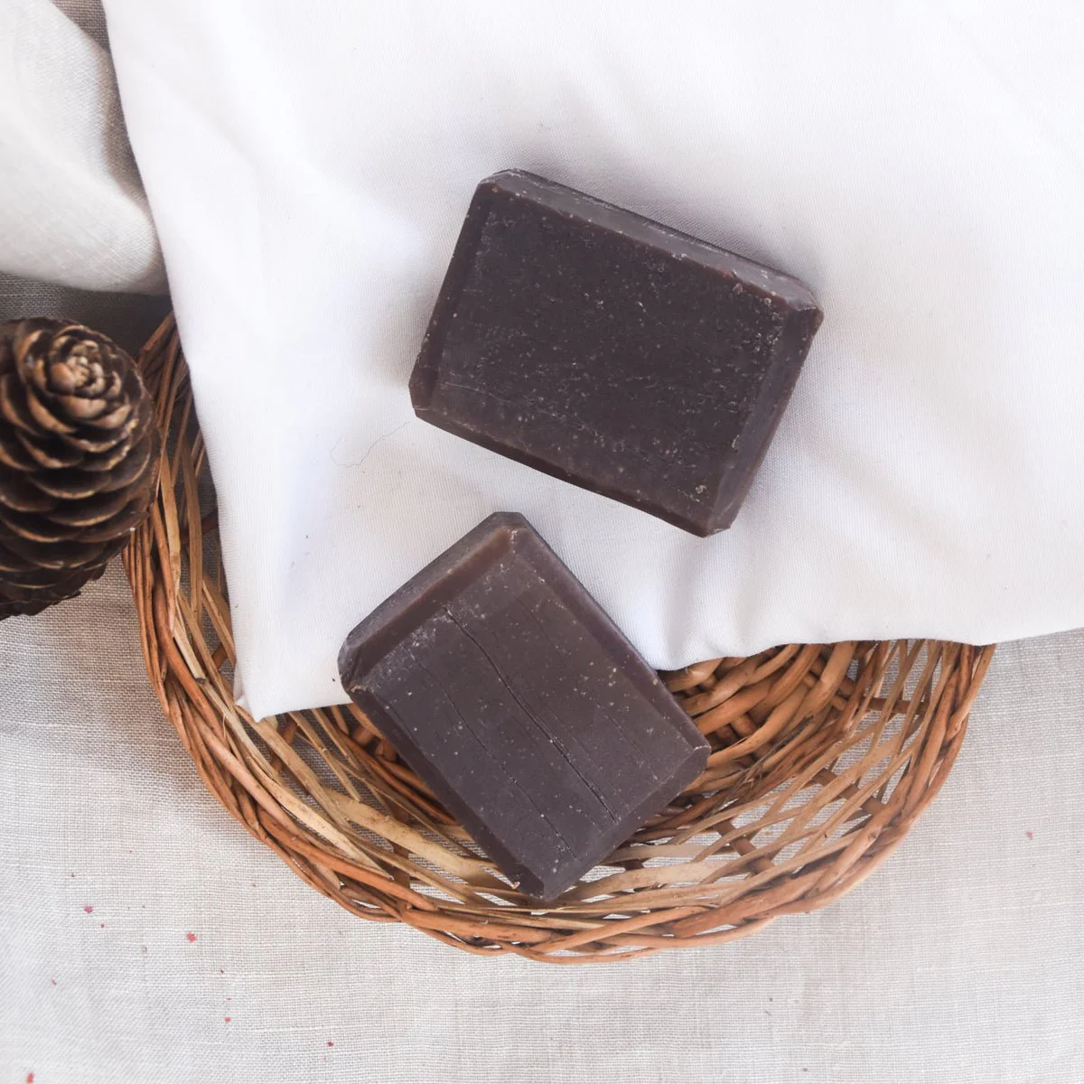 Earth Ruby & Morning Blossom Soap Set Pack Of 2 | Handmade Soaps - Image 3