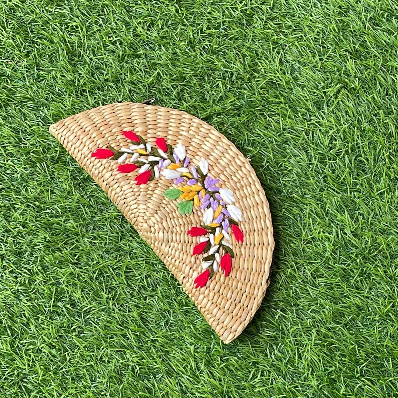 Embroidered Kouna Grass Clutch – Handcrafted Sustainable Bag - Image 3