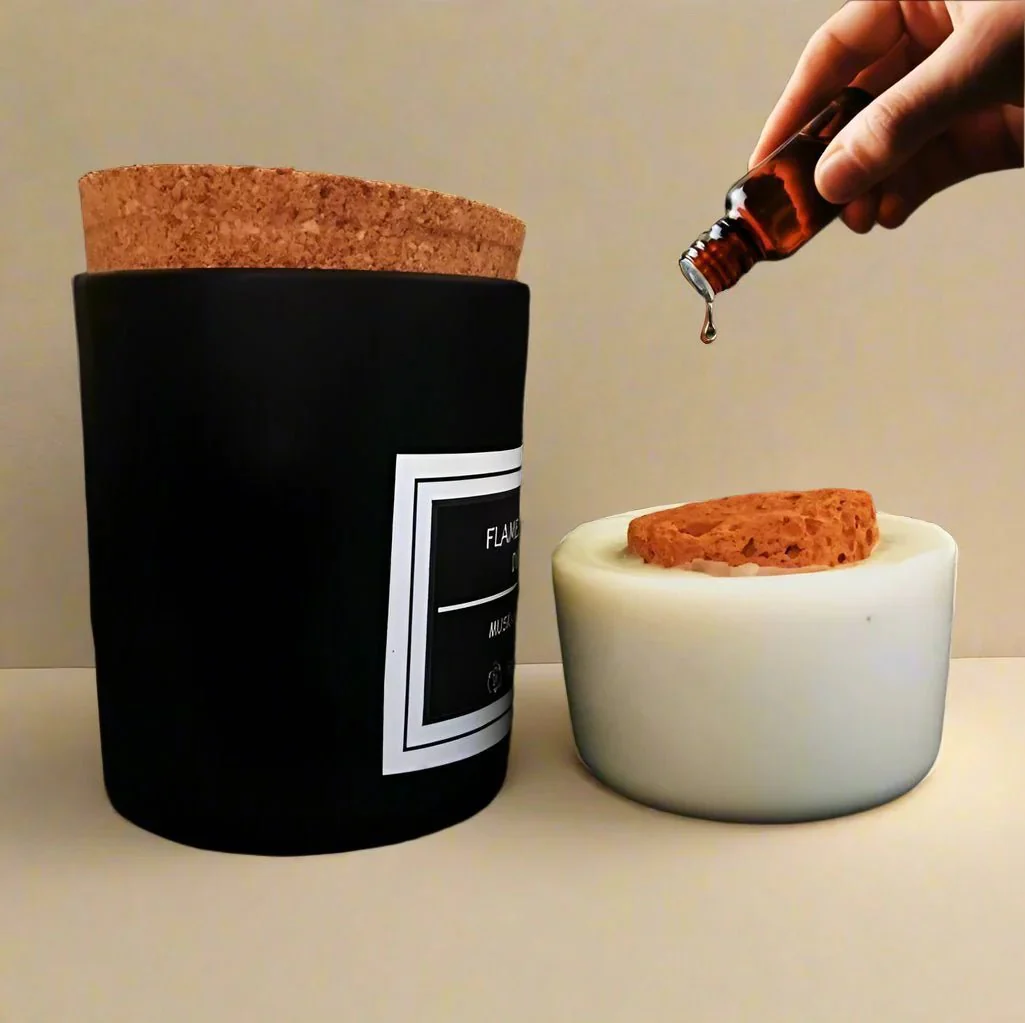 Flameless Terracotta & Wax-Aroma Diffuser with Cork & Black Jar - Image 5