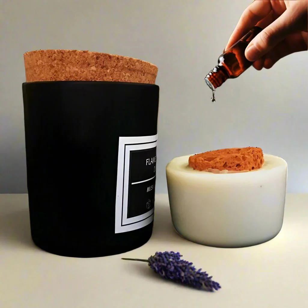 Flameless Terracotta & Wax-Aroma Diffuser with Cork & Black Jar - Image 6