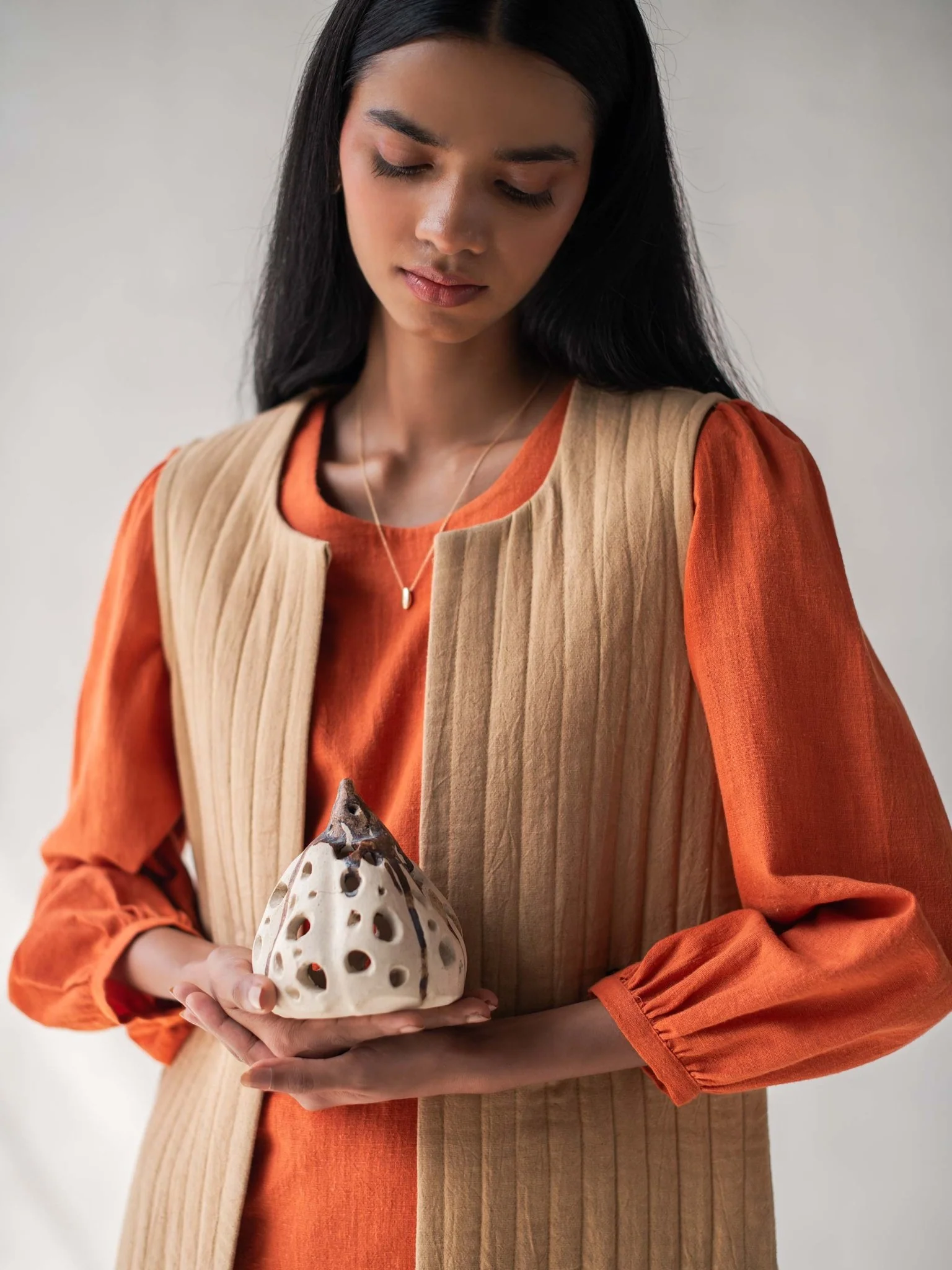 Beige Kala Front Open Quilted Cotton Jacket for Women - Image 2