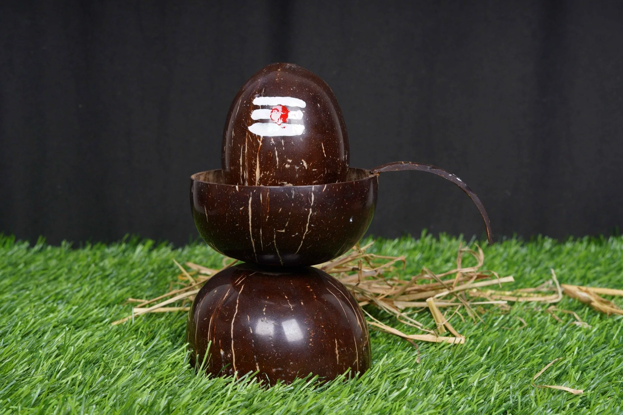 Handcrafted Coconut Shell Shiva Statue – Eco-Friendly Décor - Lingam - Image 3