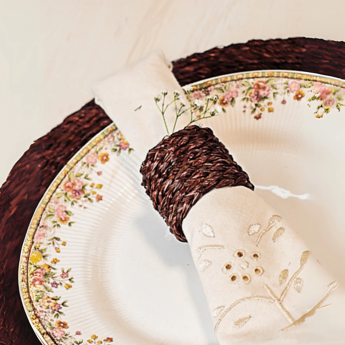 Handmade Sabai Napkin Rings (Set of 4) - Image 4