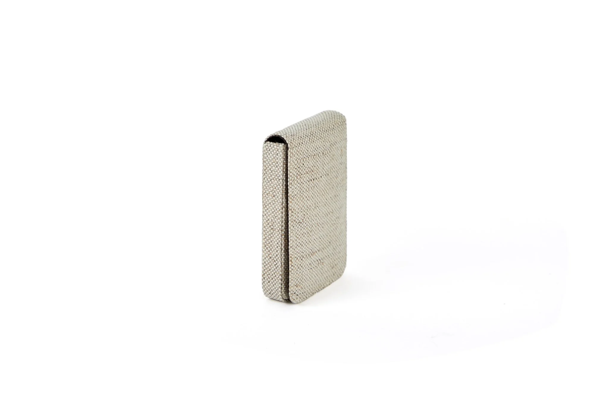 Handcrafted Eco-Friendly Hemp Fliptop Vertical Card Holder - Image 2