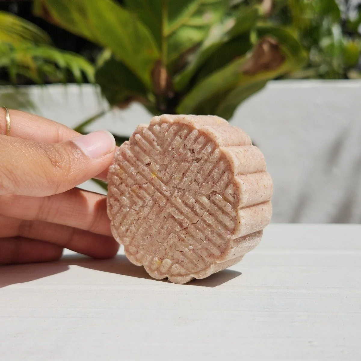 Hibiscus Butter Shampoo Bar | Dry Brittle Hair - Image 8