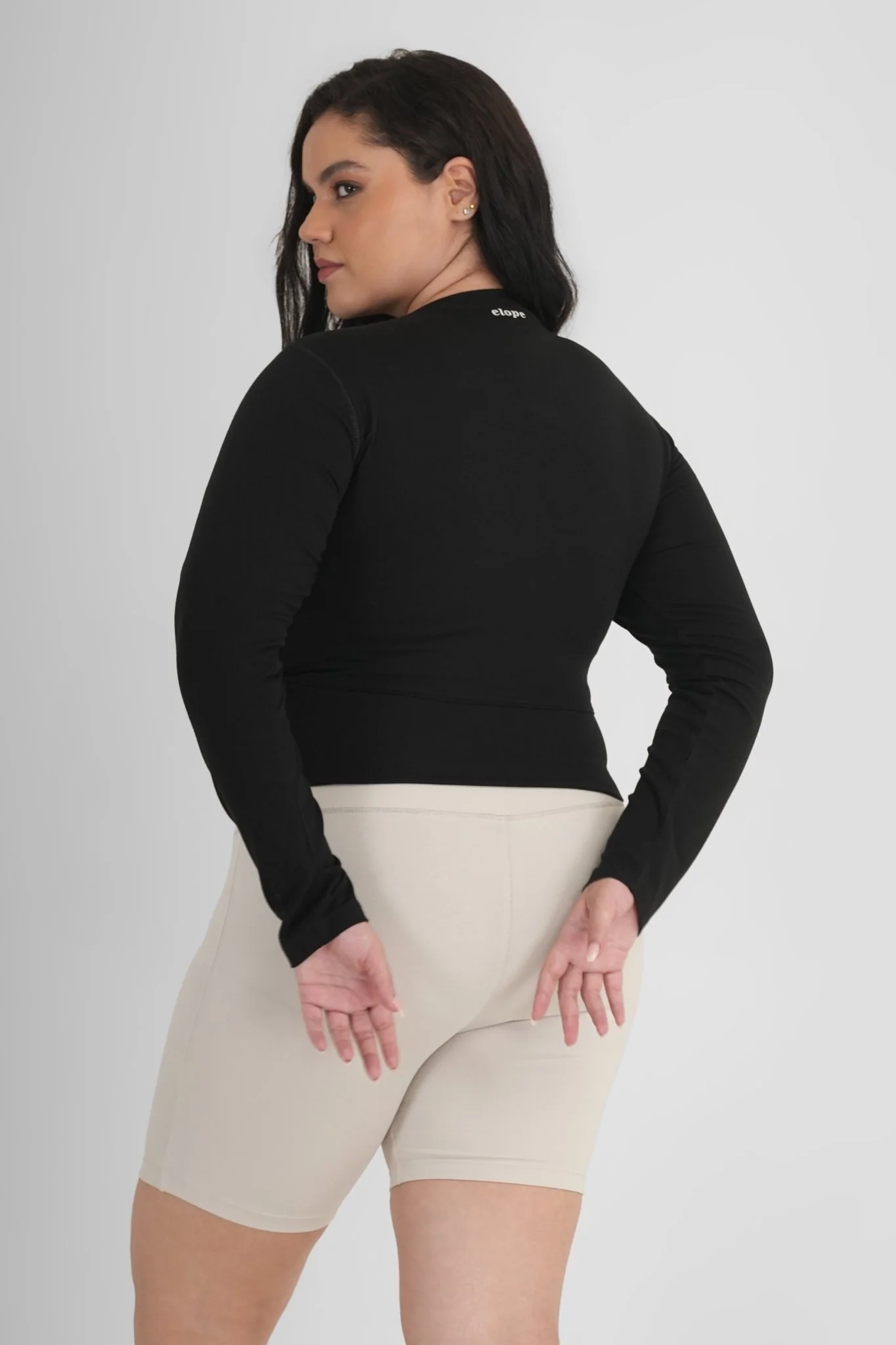 High Stretch Snug Fit Jacket – Lightweight & Flexible Activewear - Image 6