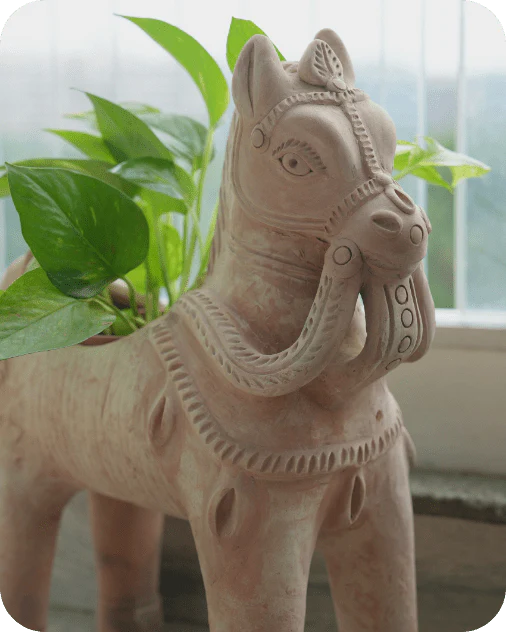 Horse Pasture Earthen Planter - Image 3