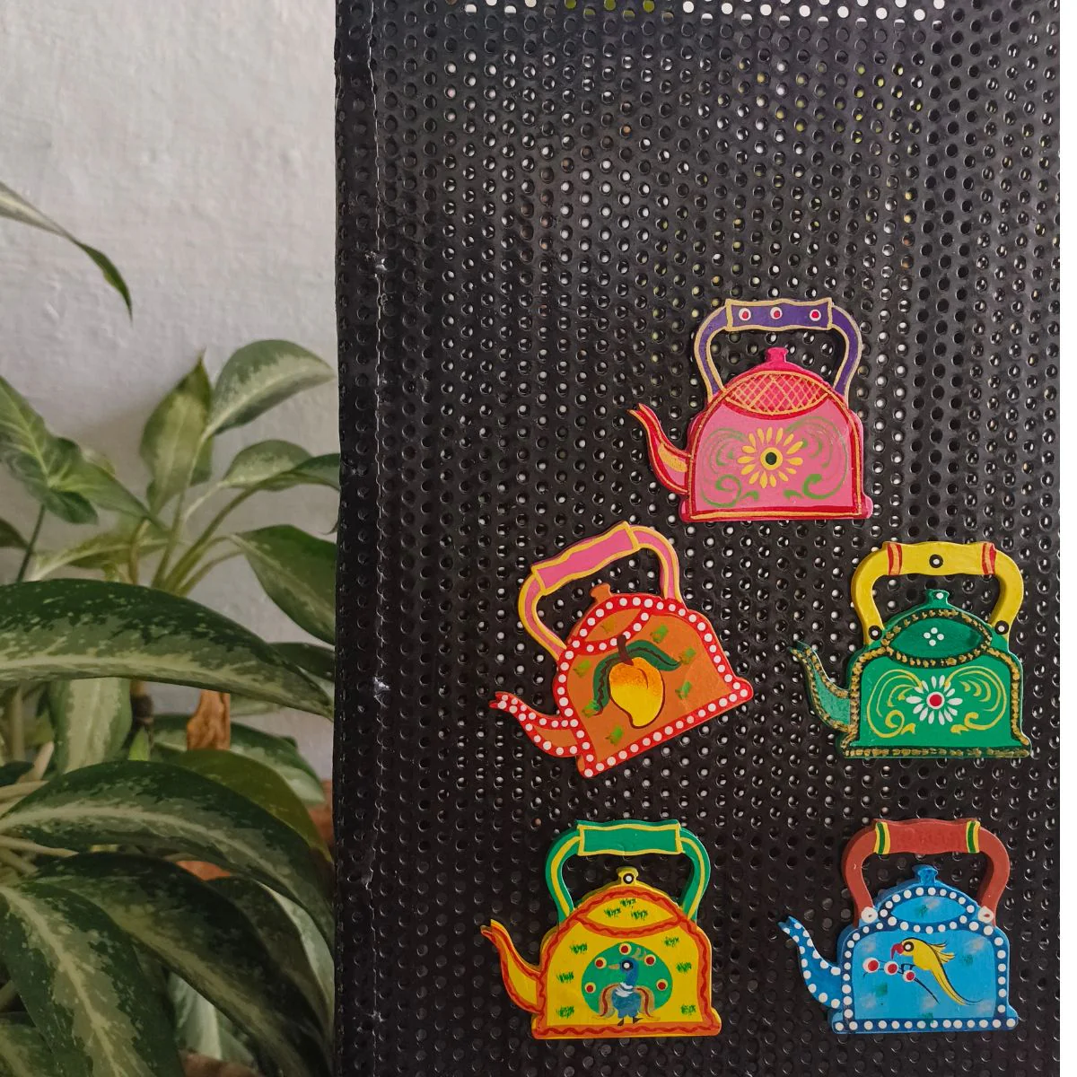 India Kettle Magnet | Handcrafted Indian Souvenir Fridge Magnet - Image 2