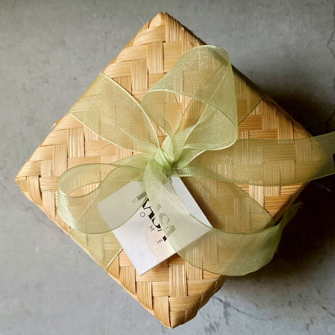 Intertwine Candle Gift Set - Image 2