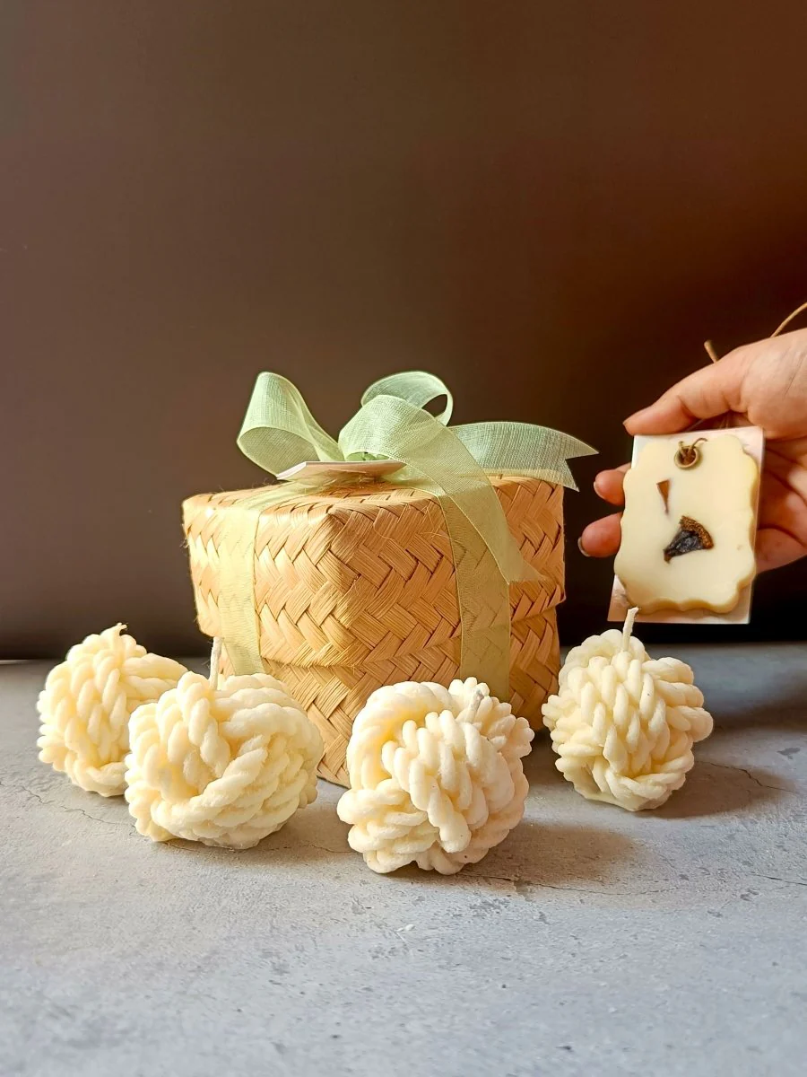 Intertwine Candle Gift Set - Image 6