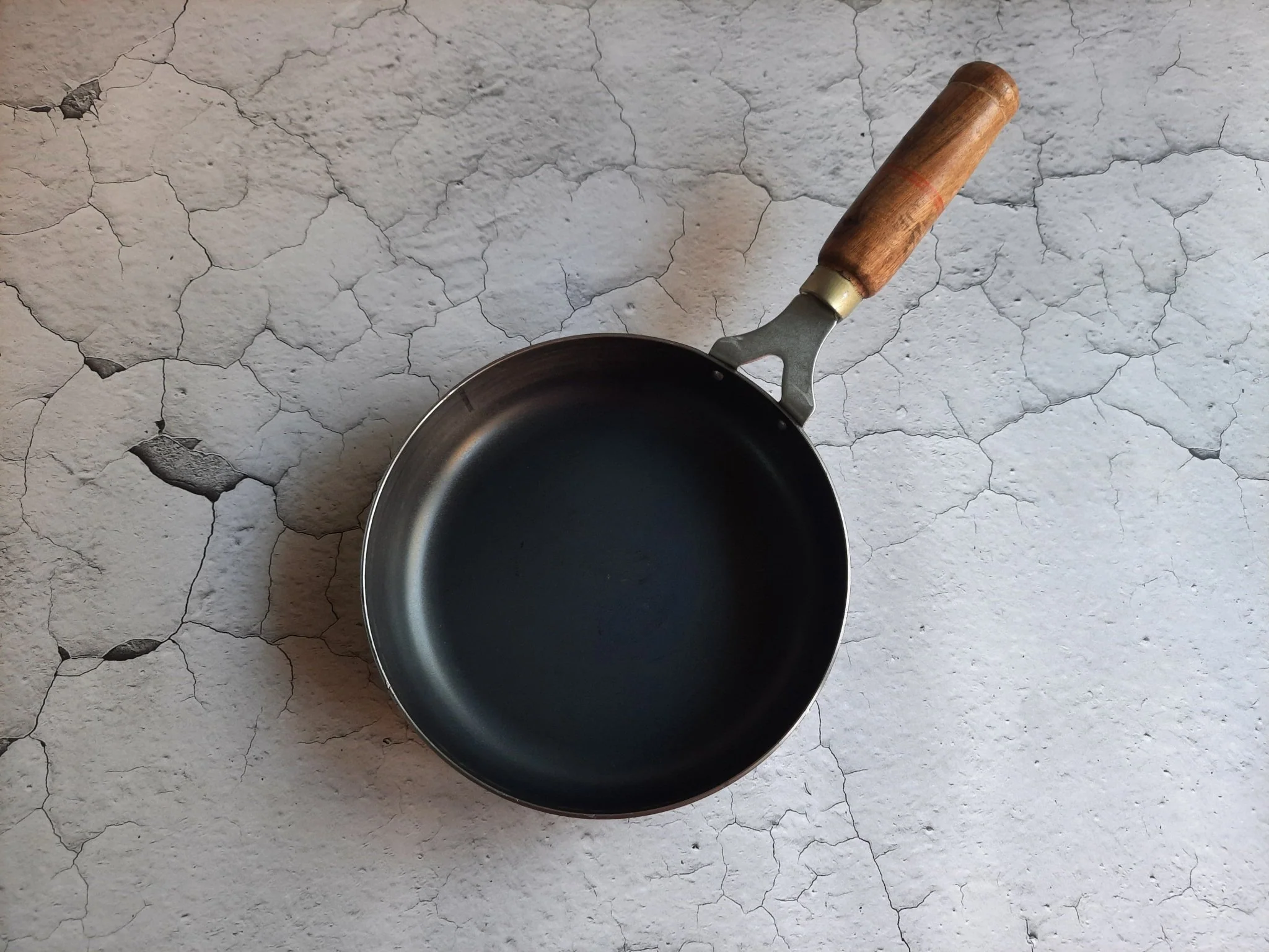 Iron Fry Pan | Traditional Iron Skillet for Healthy Cooking