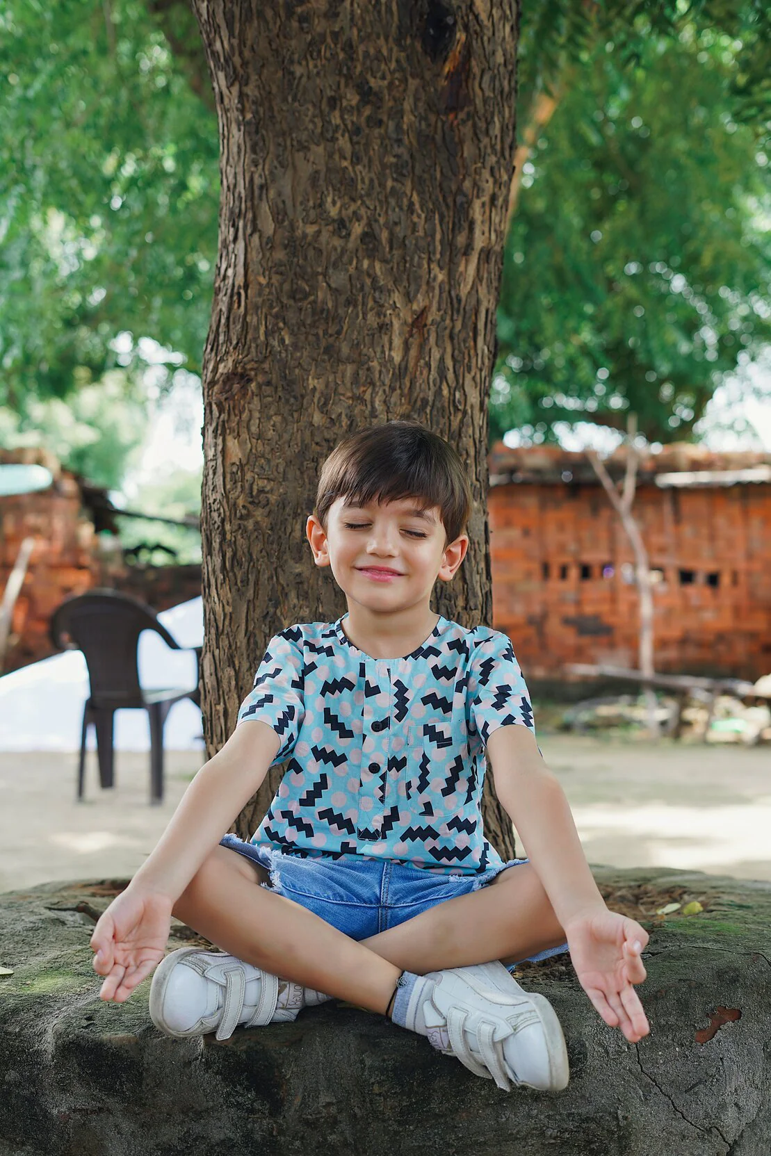 Itsy Bitsy Cute Cotton Poplin Top for Boys - Image 2