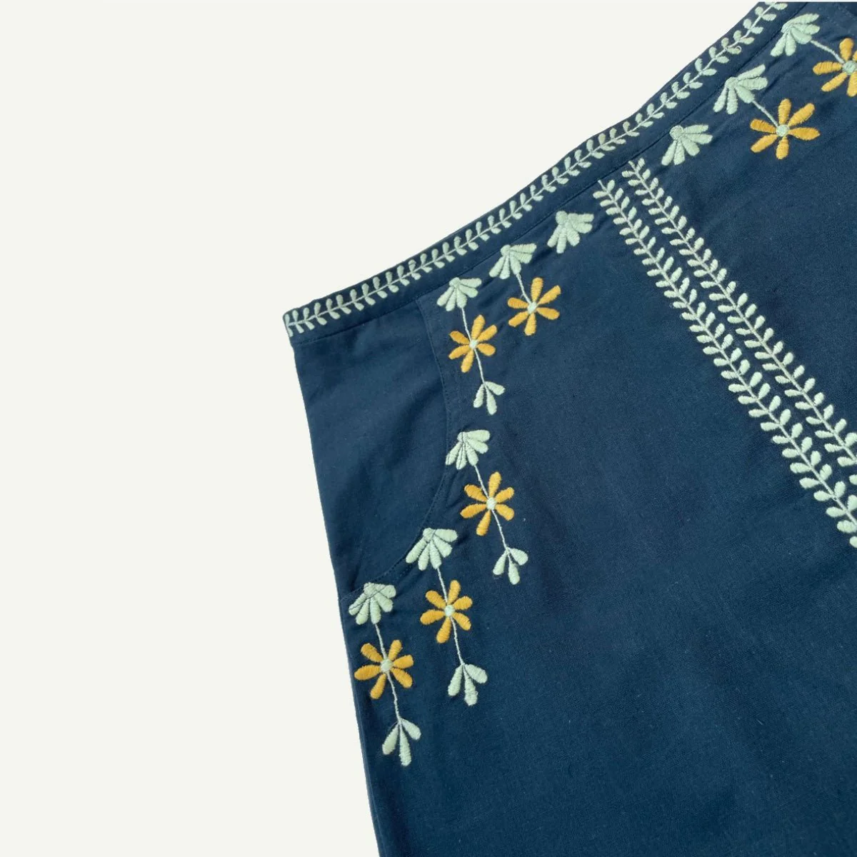 Katie Skirt – Stylish & Comfortable Women’s Skirt - Image 4