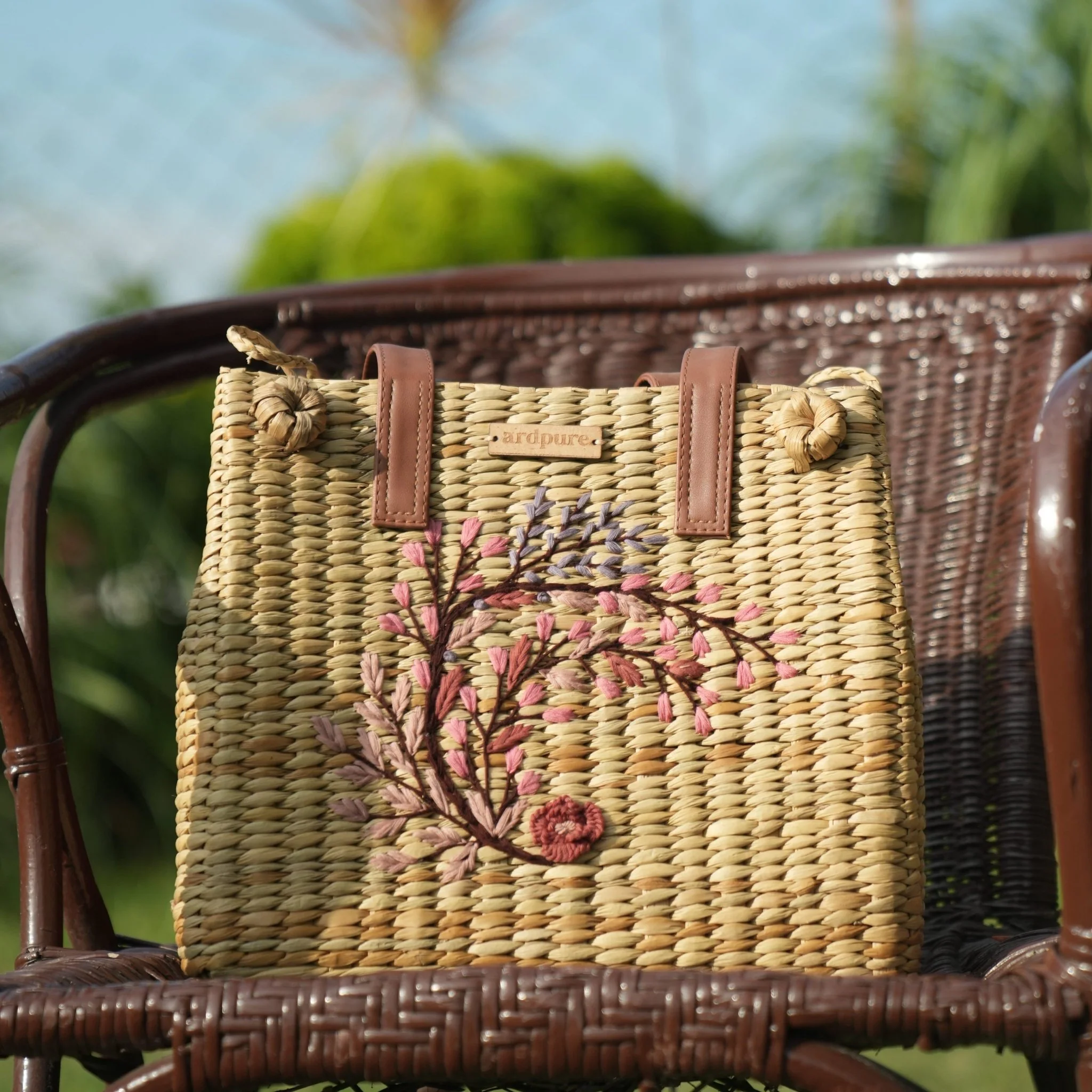 Kauna Embroidery Picnic Bag | Handwoven Natural & Stylish Bag
