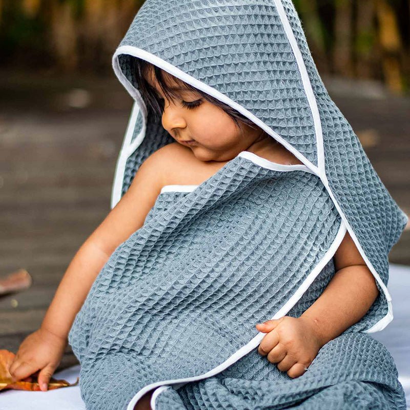 Kids Organic Cotton Waffle Hooded Towel Set - Image 10