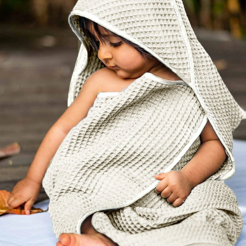Kids Organic Cotton Waffle Hooded Towel Set - Image 9