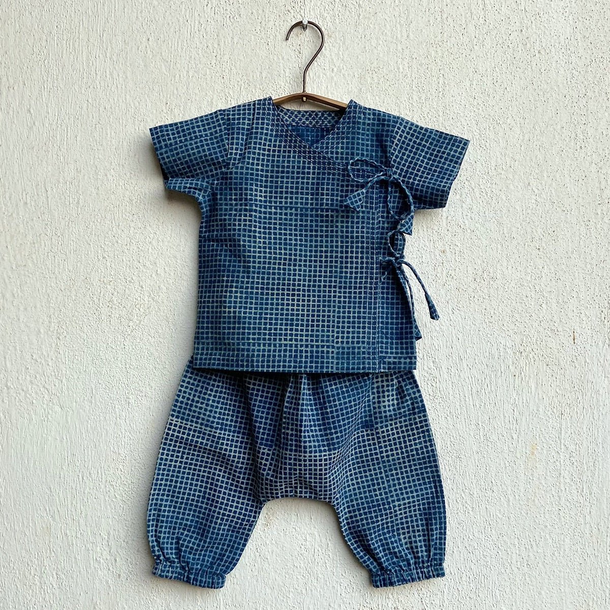 Kids Unisex Organic Cotton Zoo Bag- Raidana, Check Angarakha and Pants - Image 3