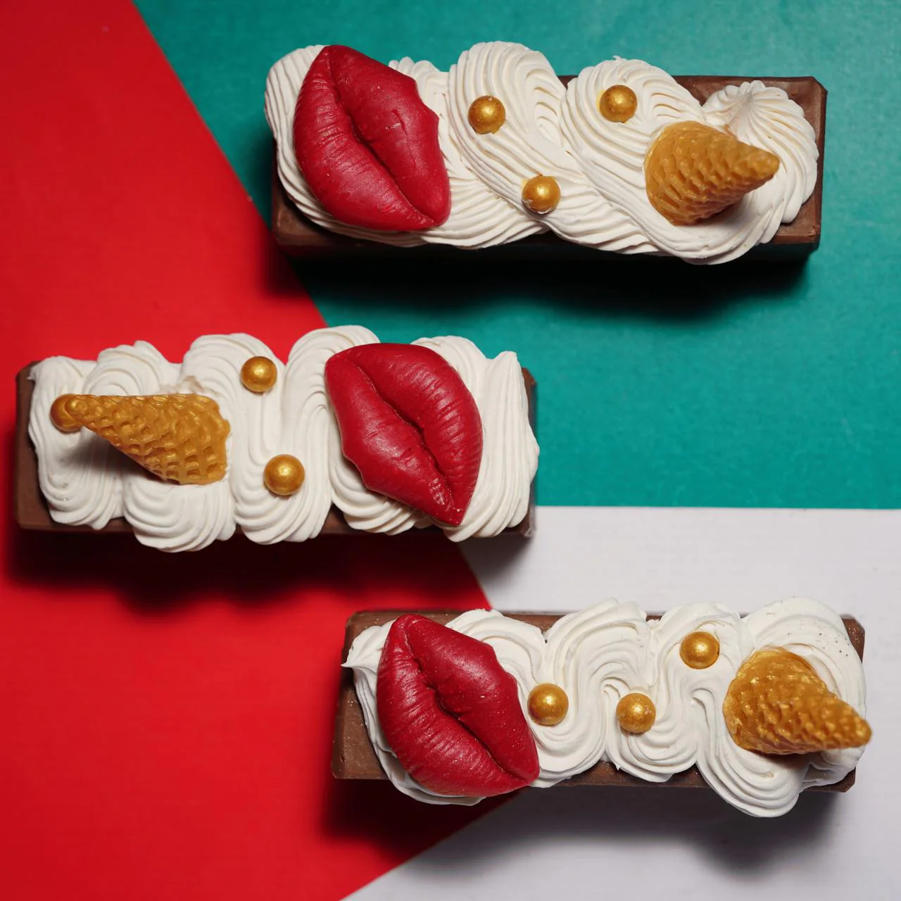 Kissmas Éclair Tart Soap | Handmade Festive Christmas Bath Soap - Image 4