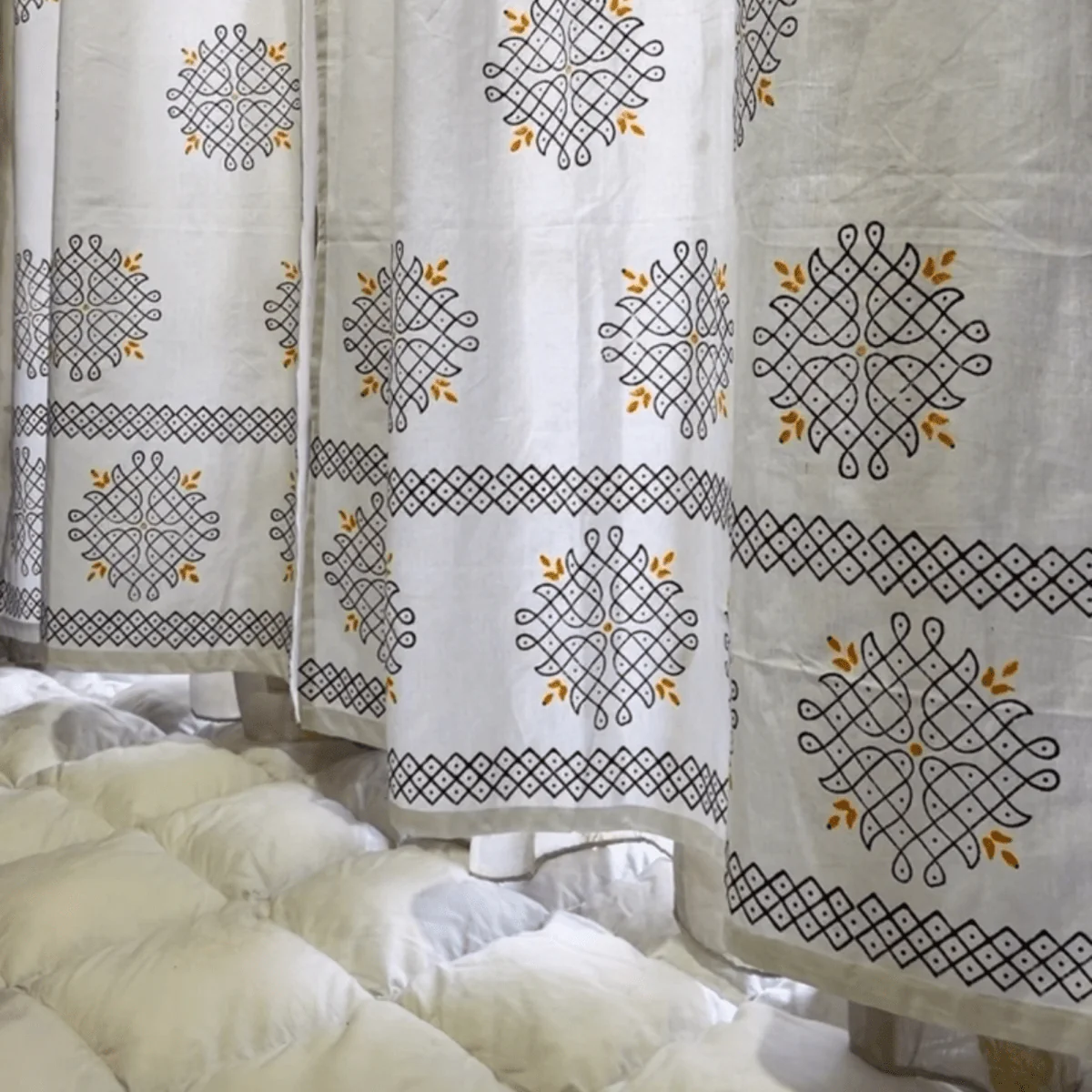 Kolam Print Cotton Door Curtain 7 X 4 ft (Set of 2) - Image 4