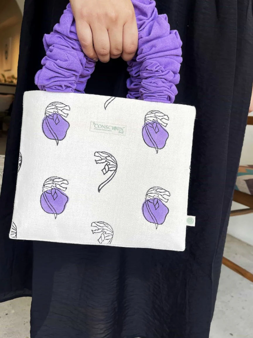 Lavender Dot Scrunchie Tote Bag in Organic Cotton - Image 3