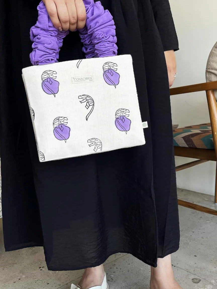 Lavender Dot Scrunchie Tote Bag in Organic Cotton - Image 5