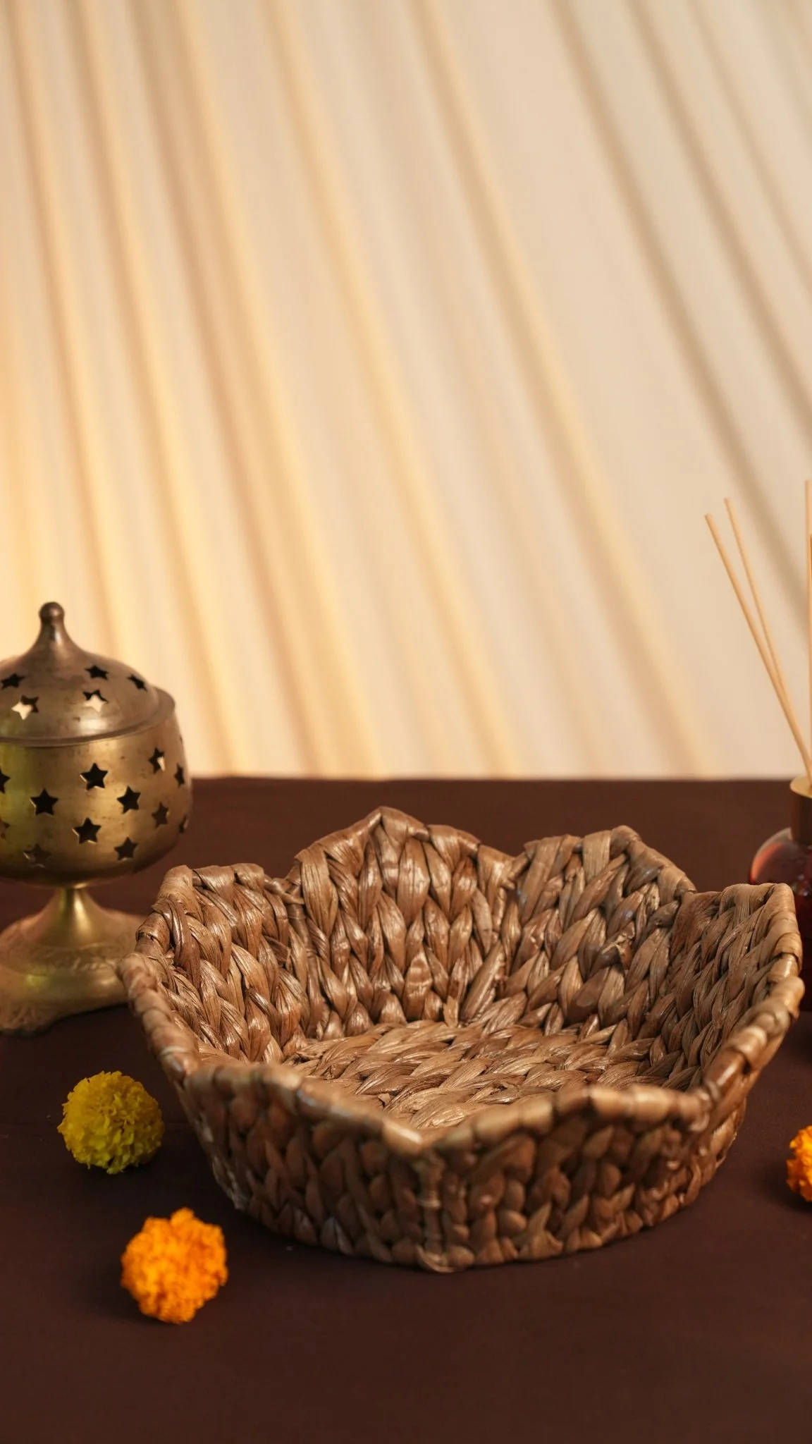 Lotus Tray | Handwoven Water Hyacinth Serving Tray - Image 3