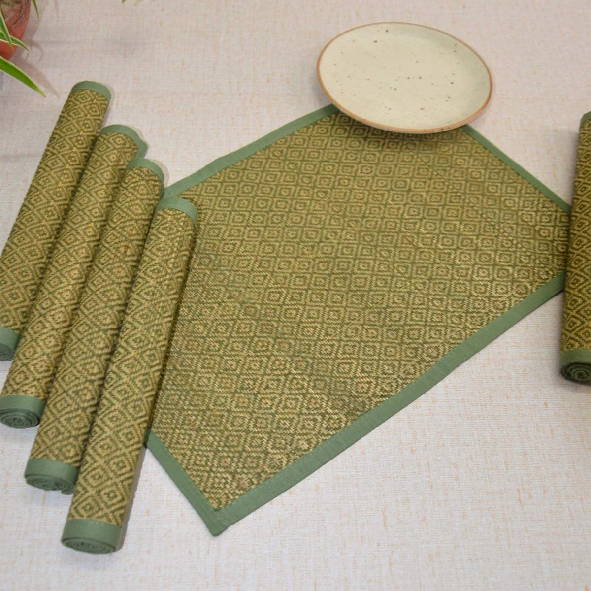 Madurkathi Diamond Placemats (Set of 6) - Image 10
