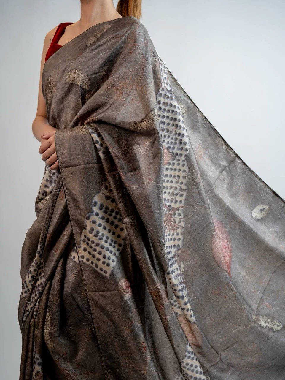 Megha Silk Sari – Handwoven Traditional Pure Silk Sari - Image 2